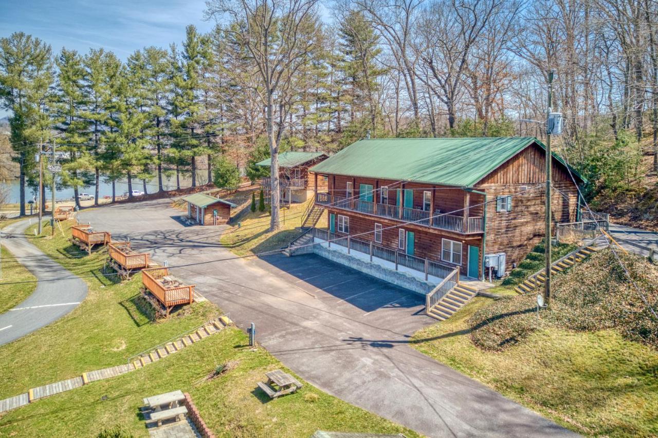 Campground Apts Lake Junaluska Room photo
