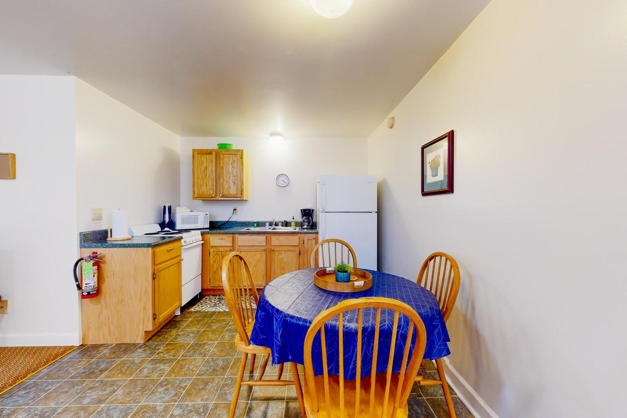 Campground Apts Lake Junaluska Room photo