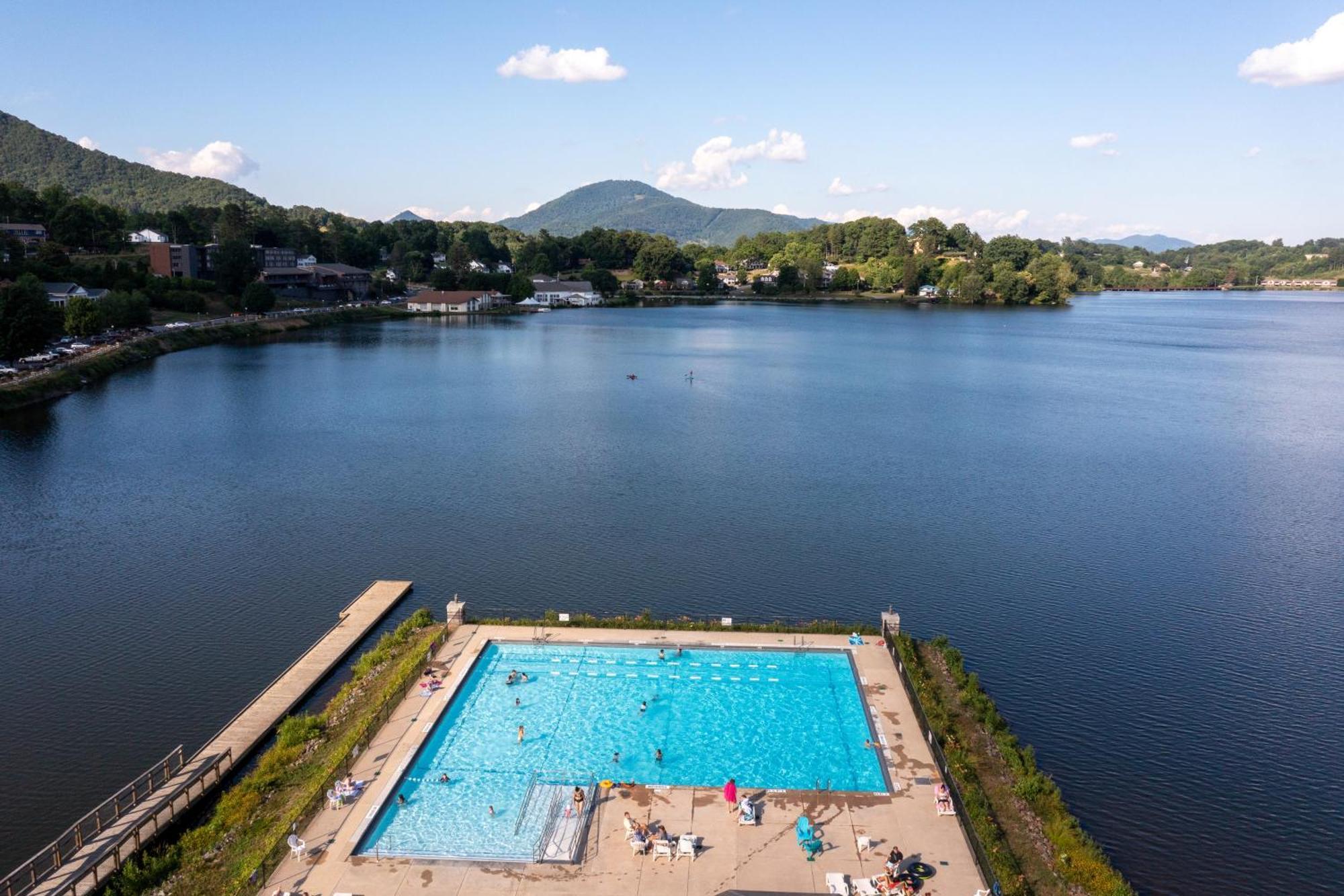 Campground Apts Lake Junaluska Room photo