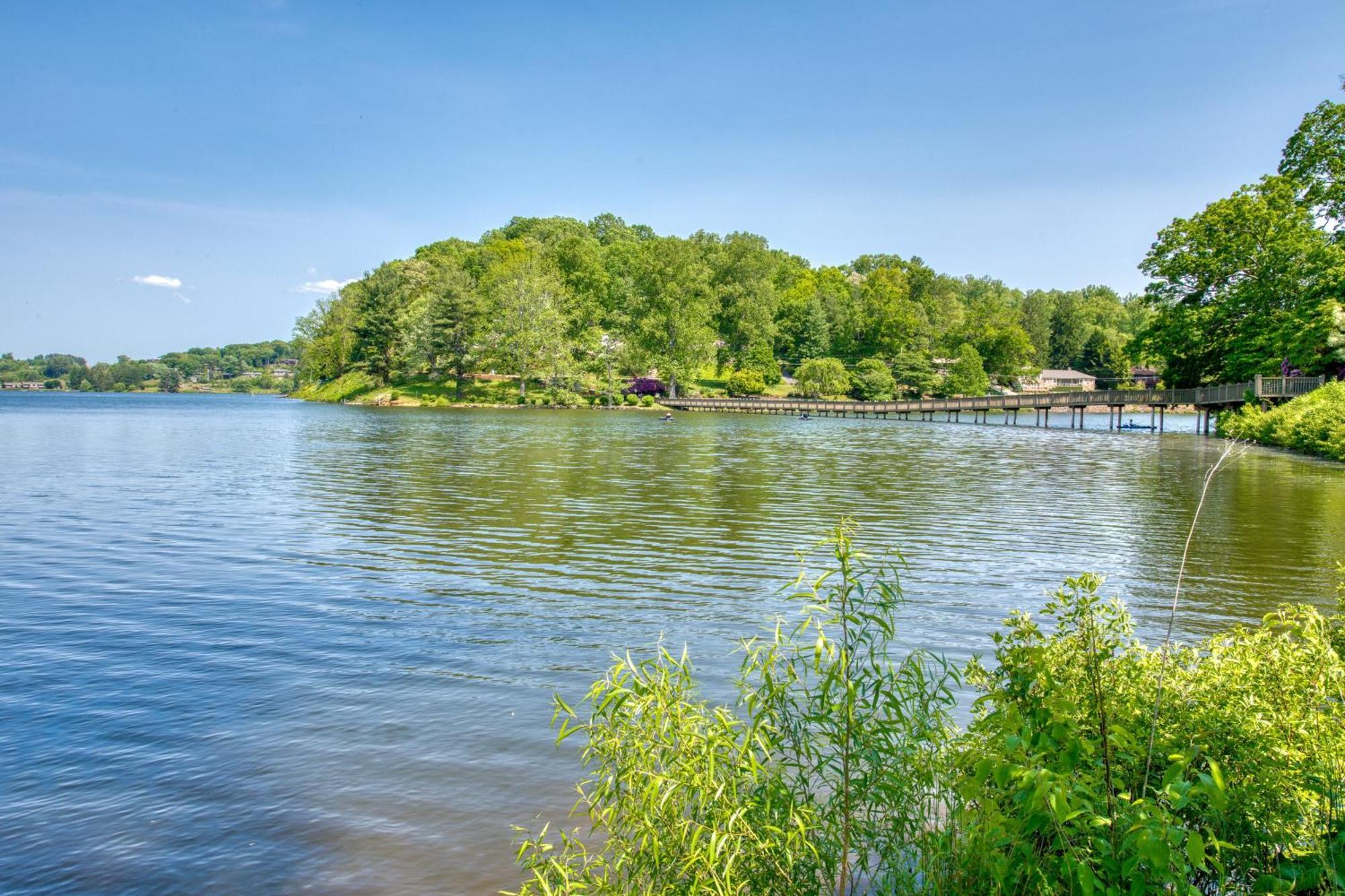 Campground Apts Lake Junaluska Room photo